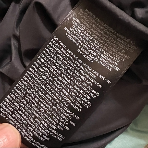 The North Face Women’s 1996 Retro Nuptse 700-Down Insulated Jacket Color Wasabi - Picture 13 of 16